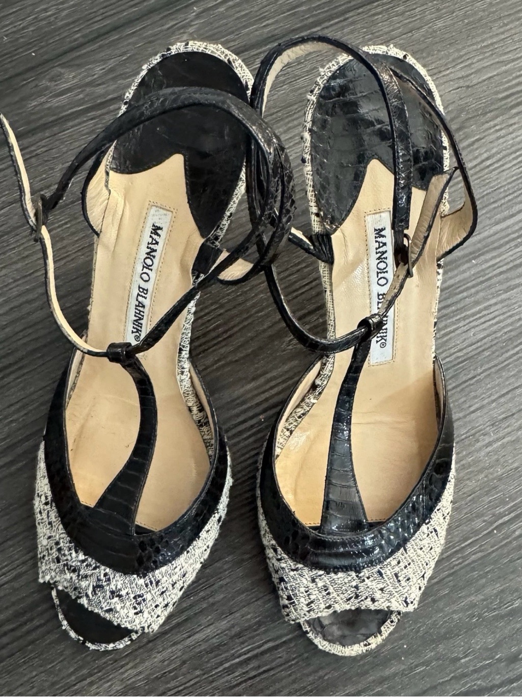 Manolo Blahnik Tweed Heels Italy Size 38.5